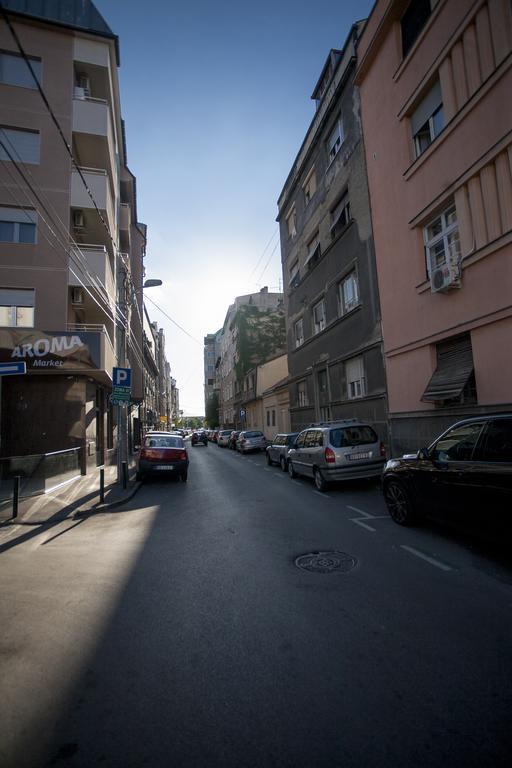 Apartment Charlie Perfect Price ベオグラード エクステリア 写真